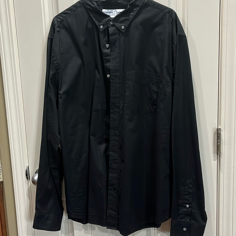 Old Navy Long Sleeved Button Down Shirt Men’s XXL Slim Fit